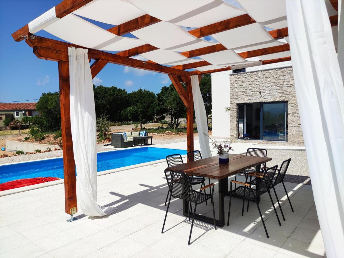 Lazy 8 Villa Garica Luaran gambar