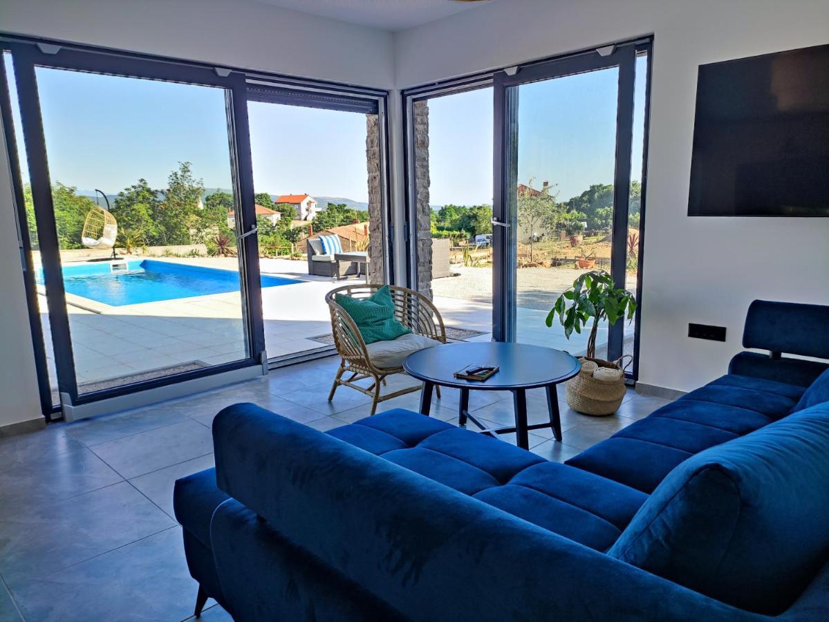 Lazy 8 Villa Garica Luaran gambar